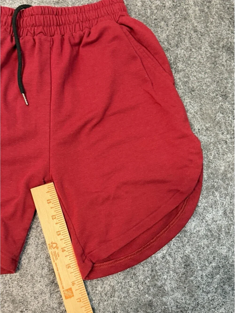 COOFANDY Men’s Red Athletic Sweat Shorts Zip Pockets Drawstring Size S